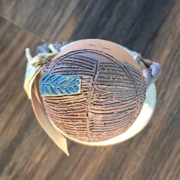 Vintage VAL KNIGHT Studio Handmade Pottery of Native American Girl NEW - Picture 12 of 12